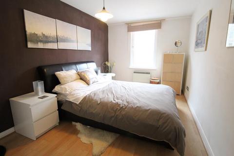 2 bedroom flat to rent, Carmelite Street, , AB11