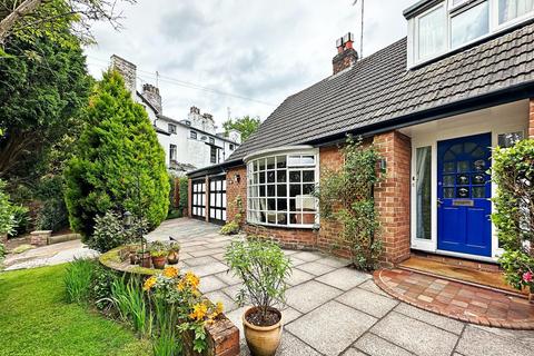 4 bedroom detached bungalow for sale, Brereton Close, Bowdon, Altrincham