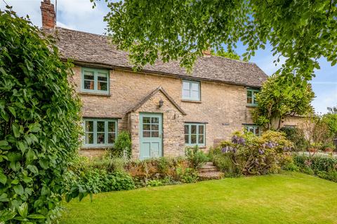 4 bedroom cottage for sale, High Street, Chipping Norton OX7