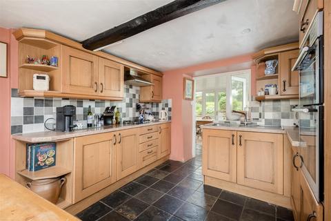 4 bedroom cottage for sale, High Street, Chipping Norton OX7