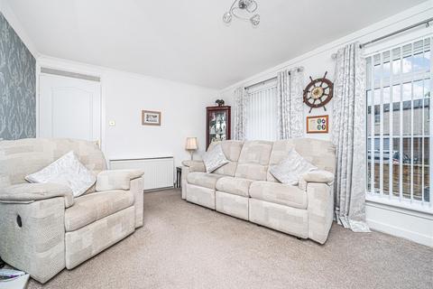 3 bedroom terraced house for sale, 8 Kerr Place, Dunfermline, KY11 4XP