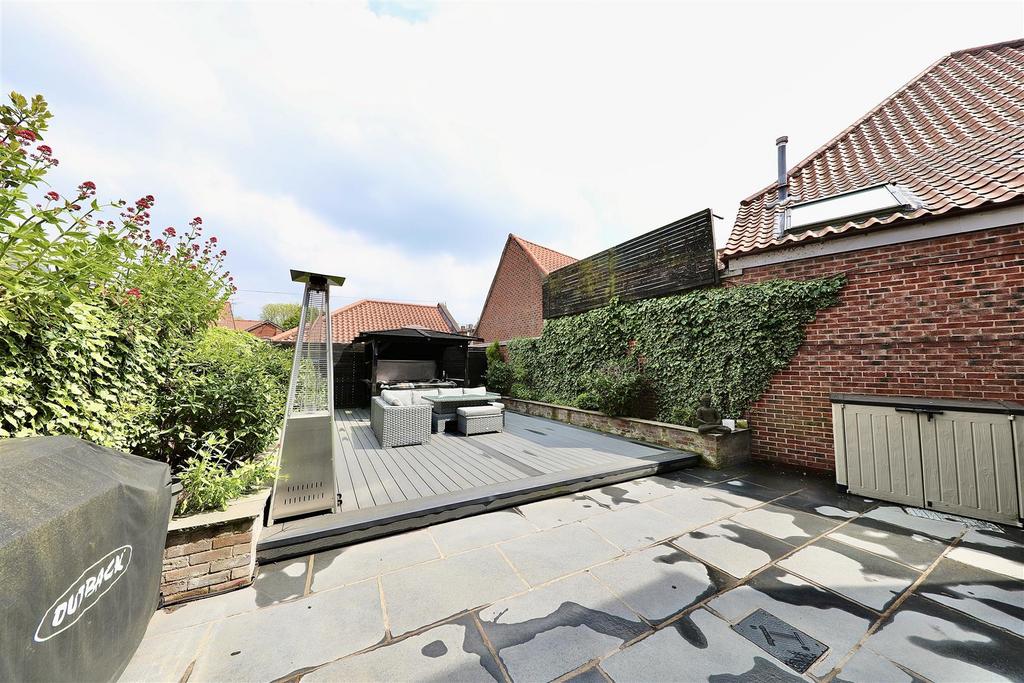 Walkergate, Beverley 4 bed detached house for sale £675,000