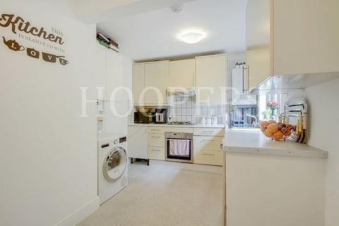 1 bedroom flat for sale, Tanfield Avenue, London, NW2
