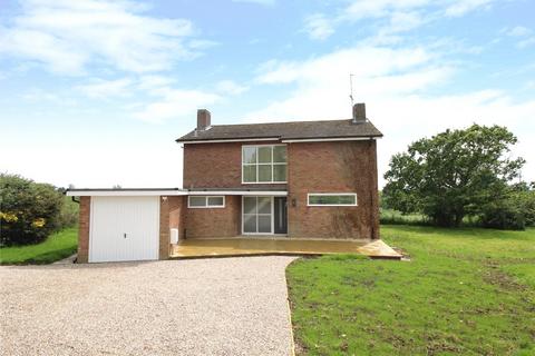 3 bedroom detached house to rent, Castledon Road, Downham, CM11