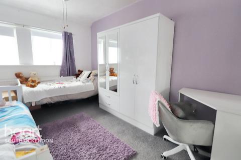 6 Swale Close, Aveley, South Ockendon, RM15 4LX