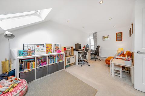 134a Oaklands Road, Hanwell, London, W7 1HS