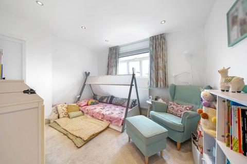 134a Oaklands Road, Hanwell, London, W7 1HS