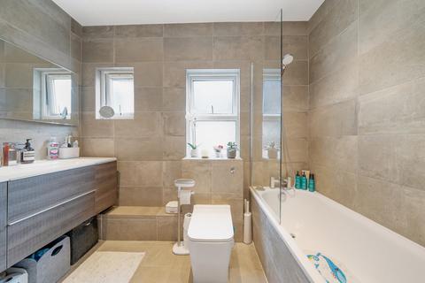 134a Oaklands Road, Hanwell, London, W7 1HS
