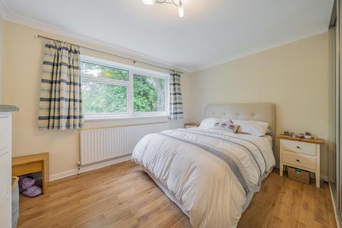 2 bedroom flat for sale, Albemarle Road, Beckenham