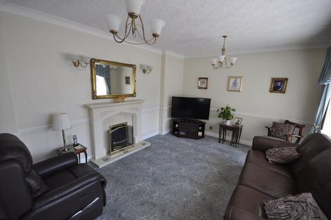 2 bedroom bungalow for sale, Chapel Street, Wordsley, Stourbridge, DY8