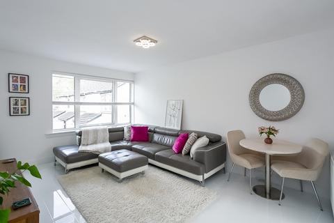 2 bedroom flat for sale, Gyle Park Gardens, Corstorphine, Edinburgh, EH12