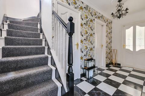 114 Long Brandocks, Writtle, Chelmsford, CM1 3JR