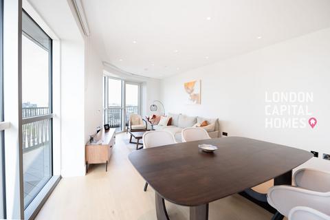 2 bedroom apartment to rent, Cassini Apartments Cascade Way London W12