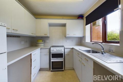 2 bedroom townhouse to rent, Kingsland Road, Aston Lodge Park, Stone, ST15