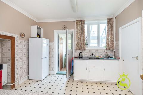 27 Danecourt Road, Poole, BH14 0PG