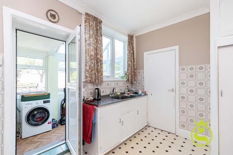 27 Danecourt Road, Poole, BH14 0PG