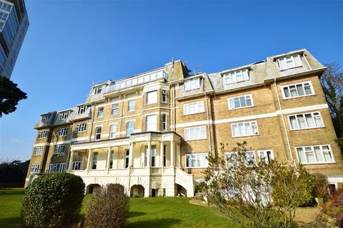 2 bedroom flat to rent, East Cliff