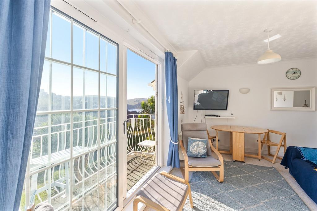 Lounge and Balcony