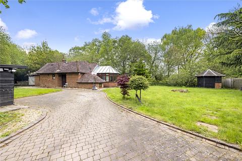 Cobnuts Broadford Road, Peasmarsh, Guildford, GU3 1NQ
