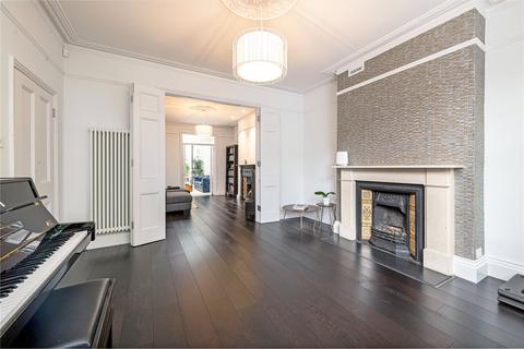 5 bedroom end of terrace house for sale, Erpingham Road, London, SW15