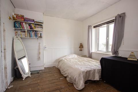 2 bedroom cottage for sale, Shide Road, Newport