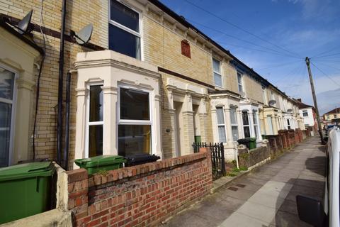 3 bedroom terraced house to rent, Burleigh Road Portsmouth PO1