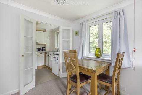 1 bedroom retirement property for sale, Mount Hill, Epsom KT18