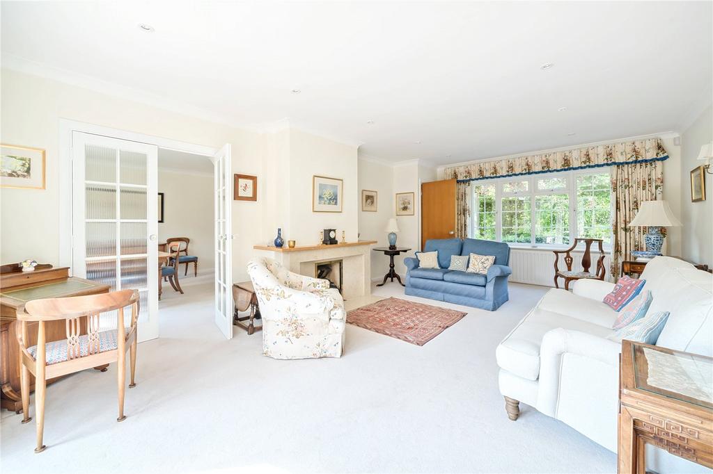 Stoke Road, Cobham, KT11 4 bed detached house for sale £1,350,000