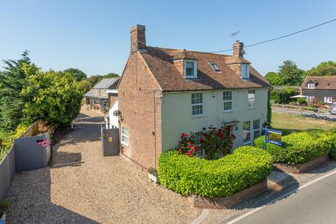 5 bedroom detached house for sale, The Street, Stourmouth, CT3