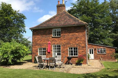 3 bedroom detached house to rent, Bekesbourne Lane, Littlebourne, Canterbury, Kent, CT4