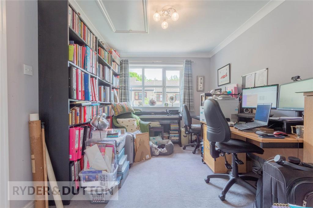 Bedroom 3 / Study