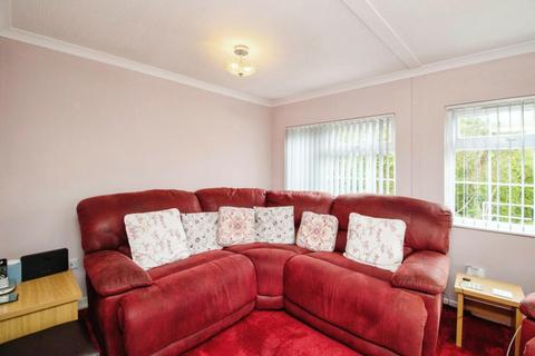 1 bedroom park home for sale, Pooles Lane, Hullbridge, Hockley, SS5