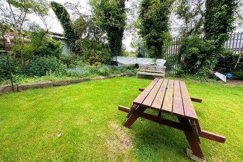 undefined, Huddersfield Road, Darton, Barnsley, South Yorkshire, S75