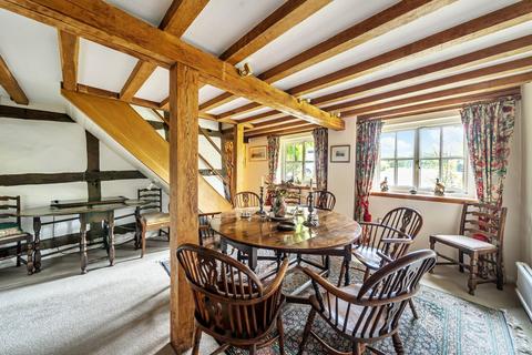 Pipkin Grove Heath, Ripley, Woking, GU23 6EU