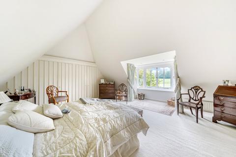 Pipkin Grove Heath, Ripley, Woking, GU23 6EU
