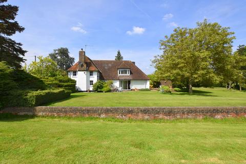 Pipkin Grove Heath, Ripley, Woking, GU23 6EU