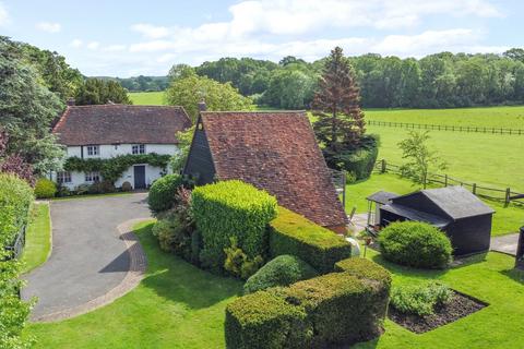 Pipkin Grove Heath, Ripley, Woking, GU23 6EU