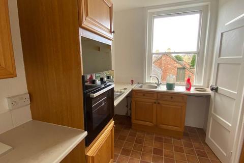 3 bedroom flat to rent, Norton Terrace, Llandrindod Wells LD1
