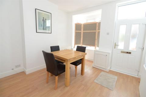 2 bedroom end of terrace house for sale, Victoria Road, Birmingham B30