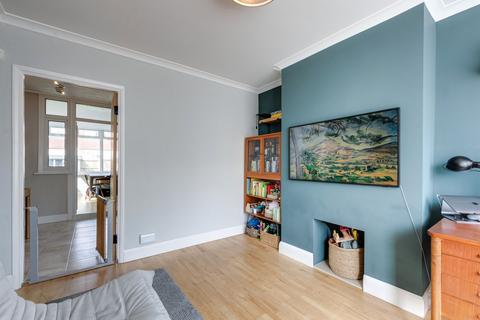 1 Penshurst Avenue, Sidcup, DA15 9EZ