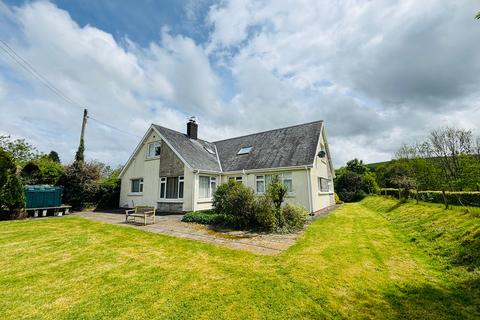 6 bedroom detached house for sale, Lampeter Road, Tregaron, SY25