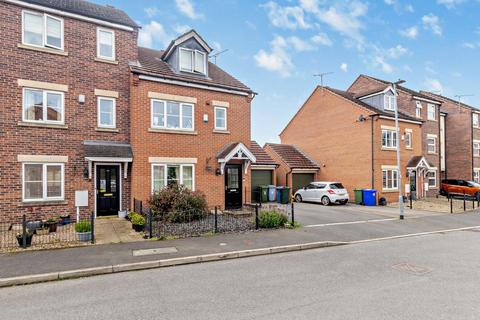 3 bedroom townhouse for sale, Gala Way, Retford, DN22