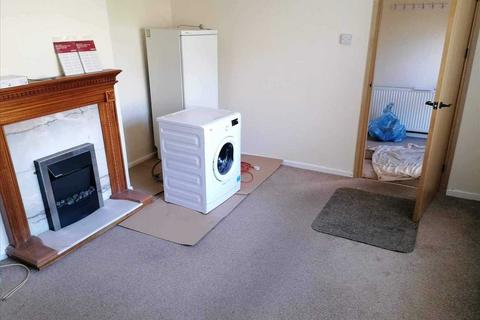 3 bedroom semi-detached house to rent, Dynevor Avenue, LLANDEILO