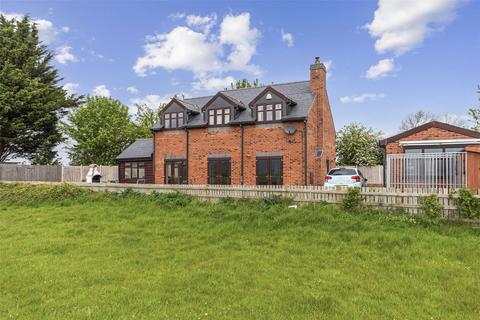 4 bedroom detached house for sale, Cheltenham Road, Beckford, Gloucestershire, GL20