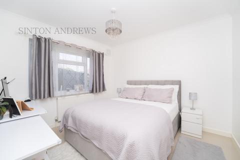 2 bedroom maisonette for sale, Cavendish Avenue, Ealing, W13