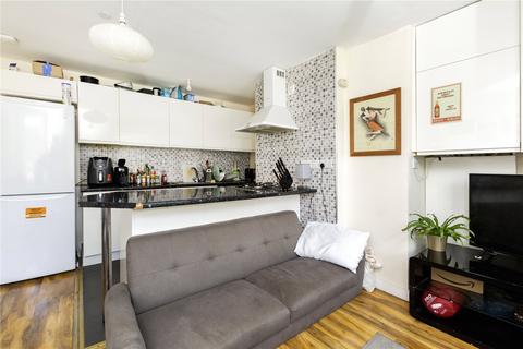 3 bedroom apartment to rent, Essex Road, London, N1
