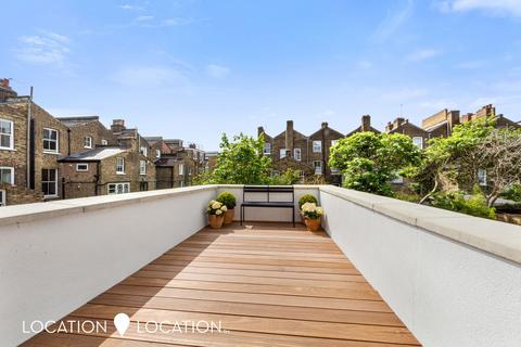 4 bedroom end of terrace house for sale, Osterley Road, London, N16