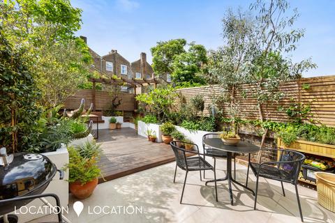 1 Osterley Road, London, N16 8SN