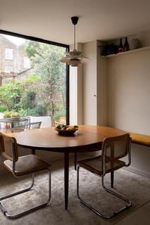1 Osterley Road, London, N16 8SN
