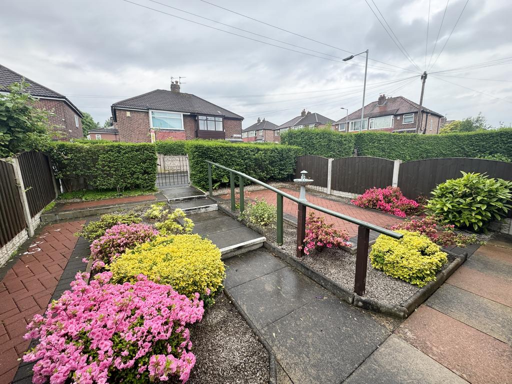 Audrey Avenue, Gorton 2 bed semidetached house for sale £170,000